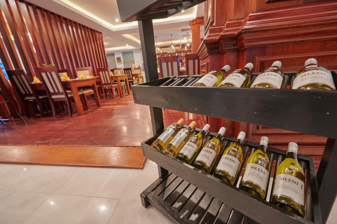 Lbn Asian Hotel Kampong Cham Exterior photo