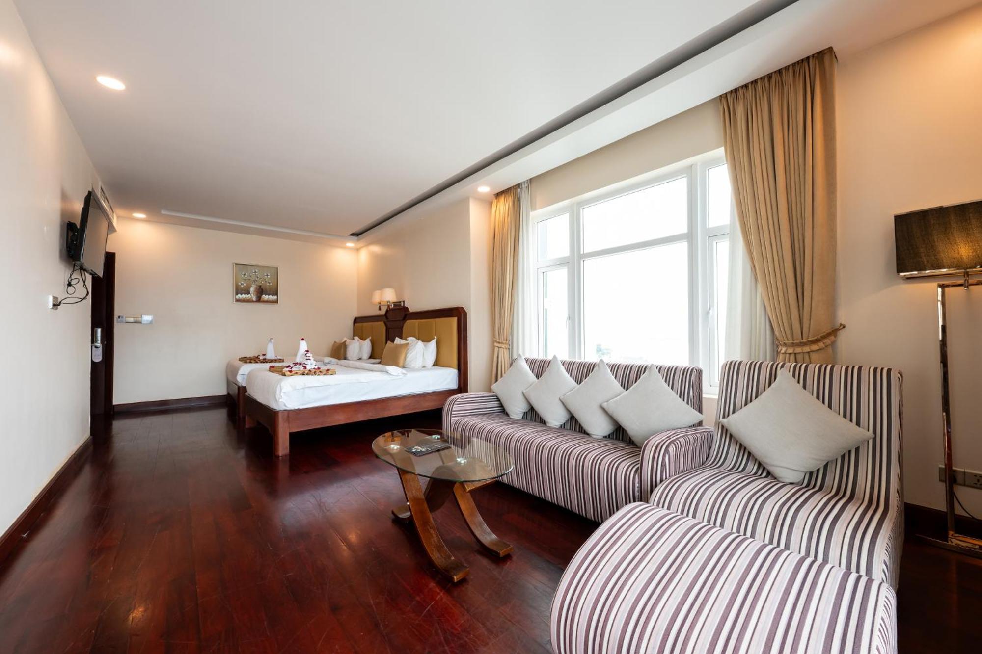 Lbn Asian Hotel Kampong Cham Exterior photo