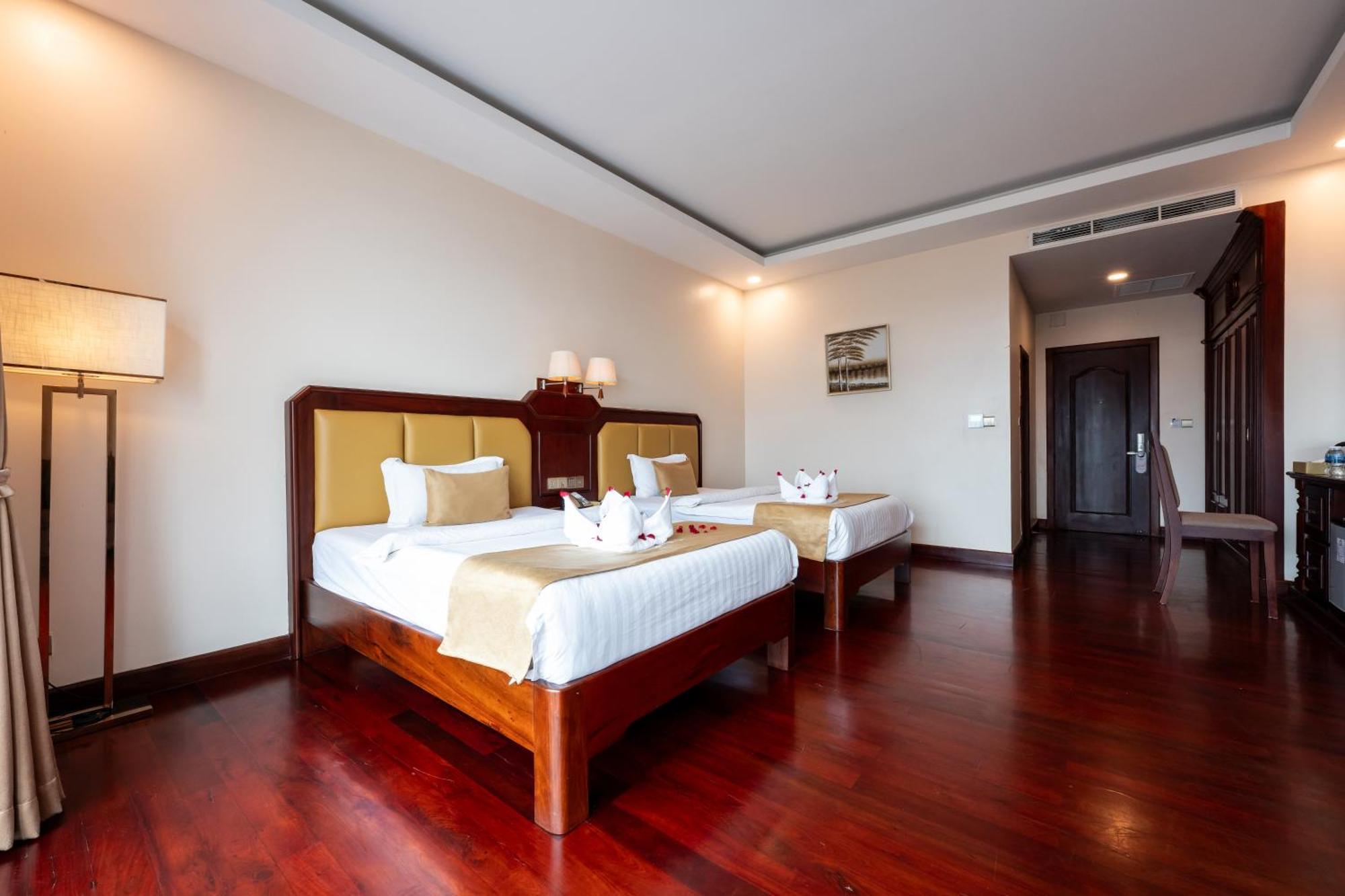 Lbn Asian Hotel Kampong Cham Exterior photo